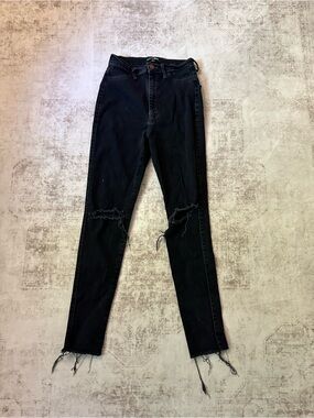 Fashion Nova Black High-Rise Distressed Skinny Jeans Size 5